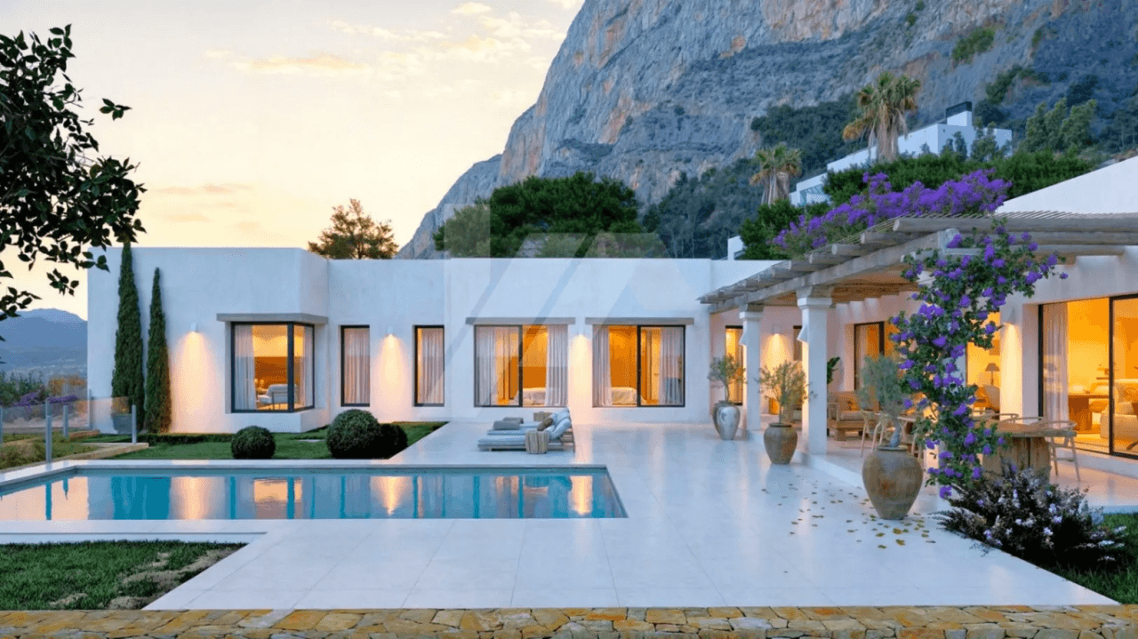 Villa im ibizenkischen Stil zu verkaufen in Javea, Costa Blanca.