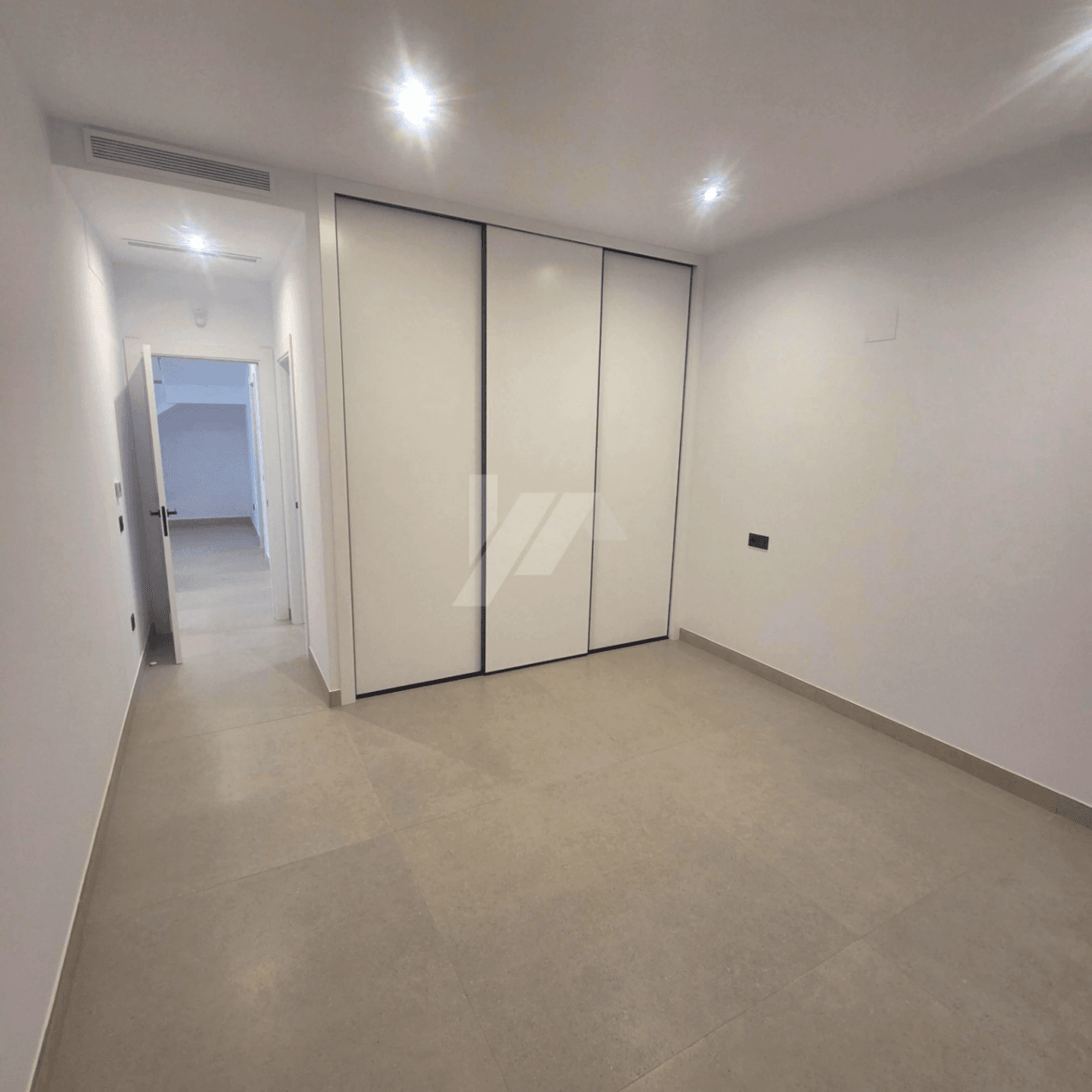 Moderne Villa zu verkaufen in Calpe, Costa Blanca.
