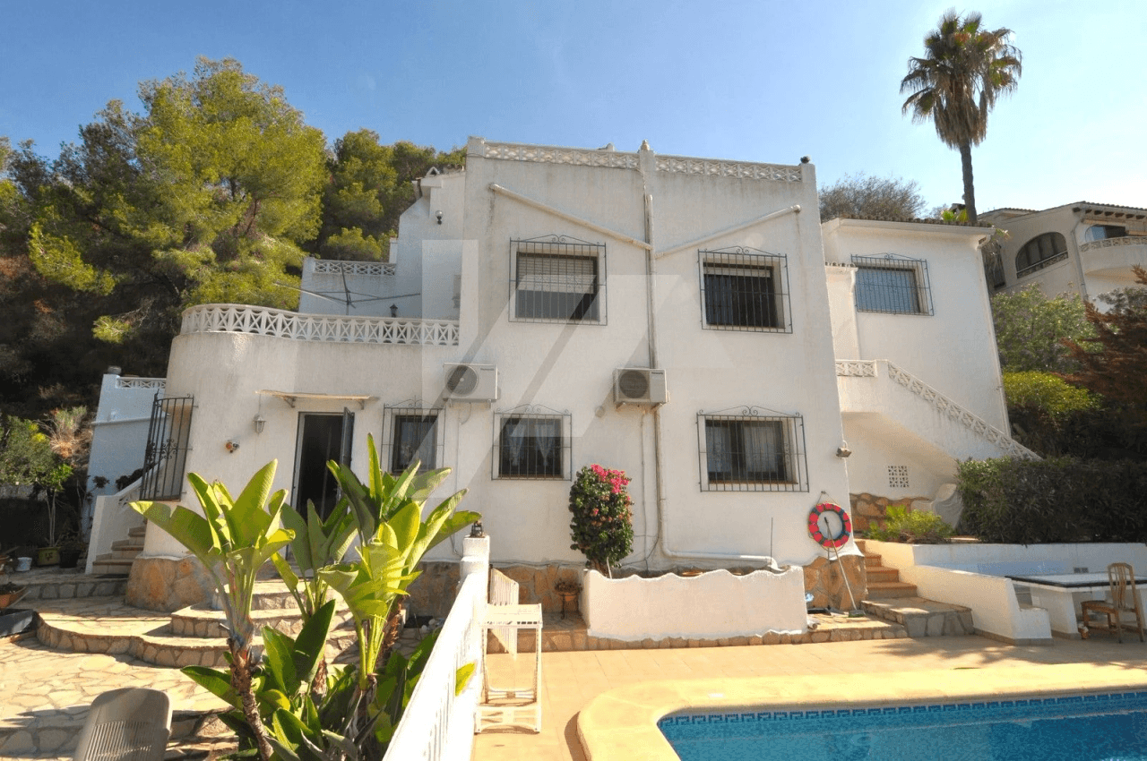 Villa zu verkaufen in Moraira, Costa Blanca.