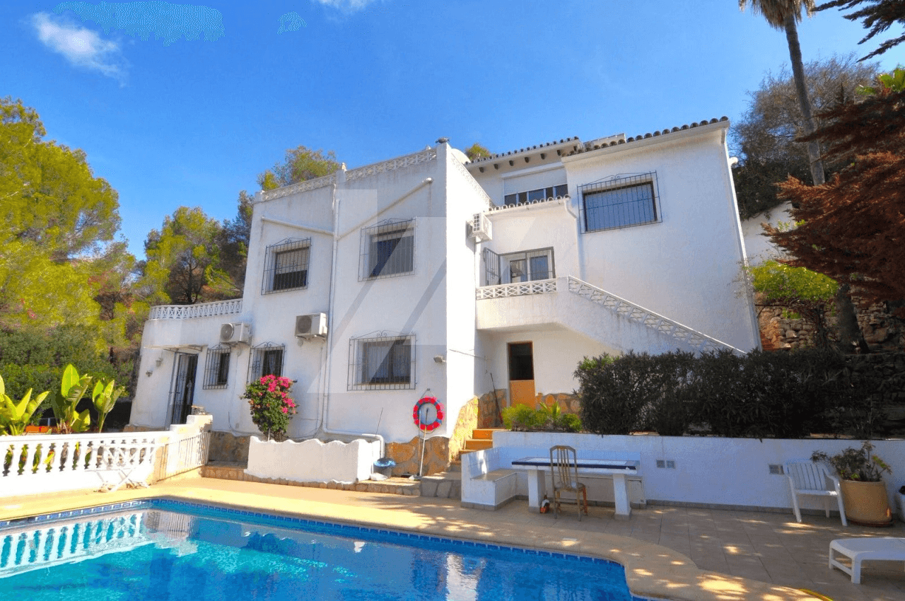 Villa zu verkaufen in Moraira, Costa Blanca.