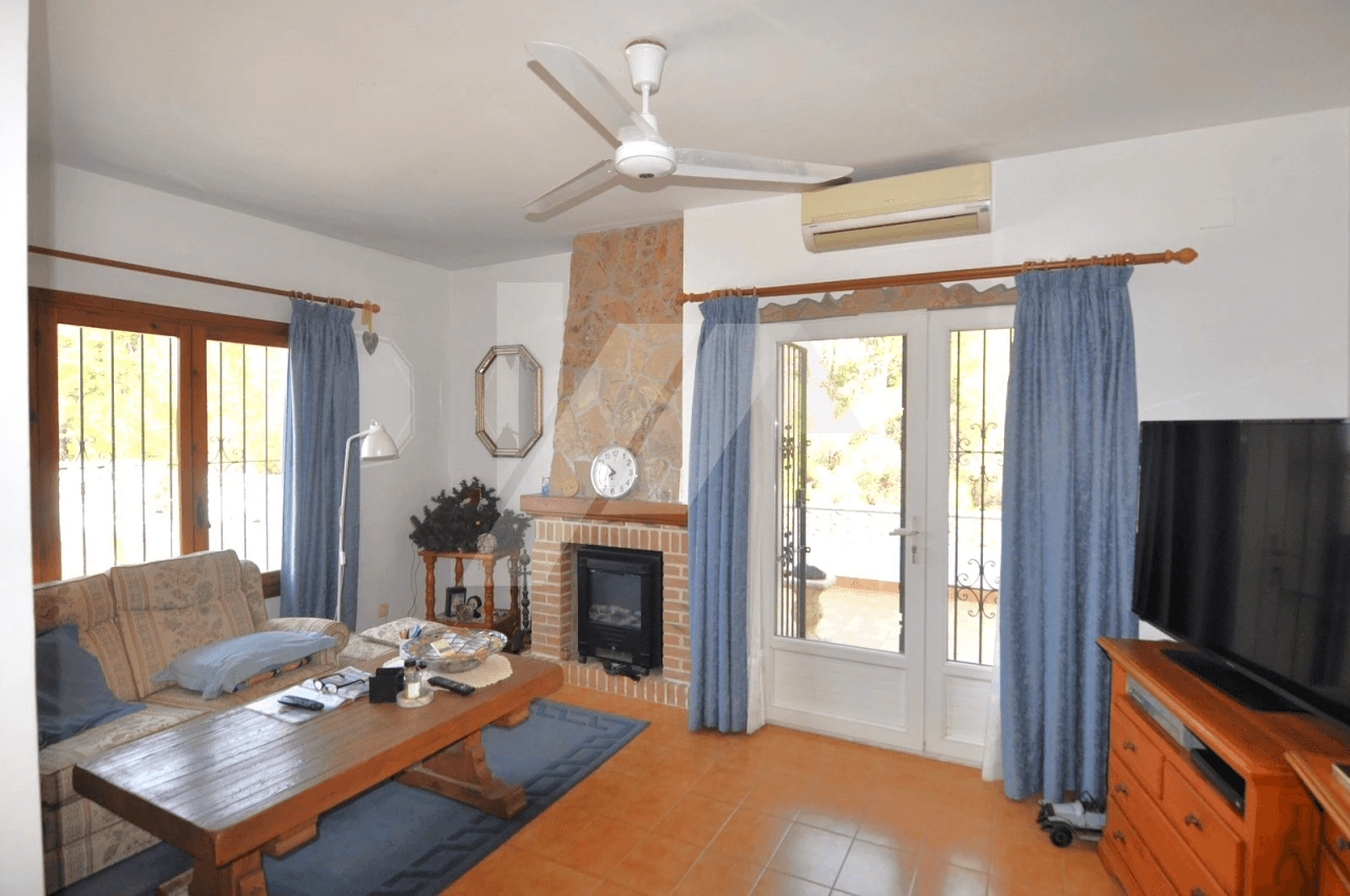 Villa zu verkaufen in Moraira, Costa Blanca.