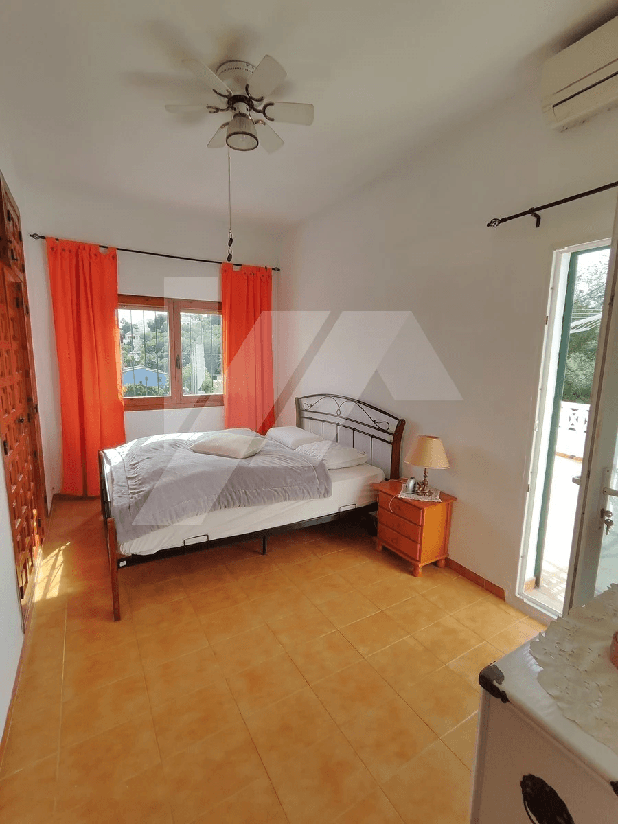 Villa zu verkaufen in Moraira, Costa Blanca.