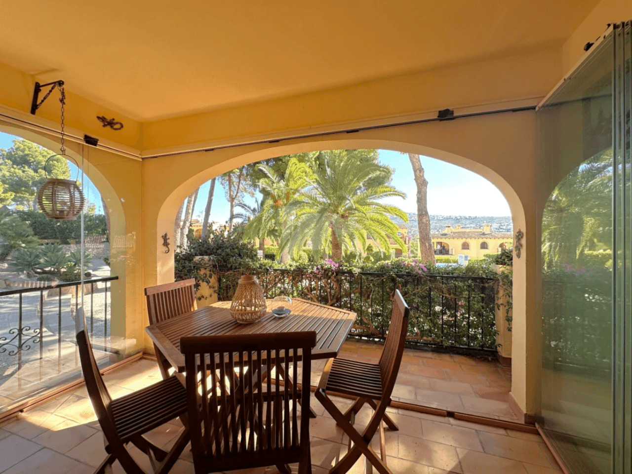 Wohnung zu verkaufen in Moraira, Costa Blanca.
